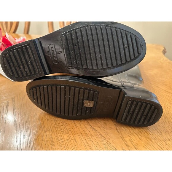 Stylish Black Women's Rain Boots - Picture 2 of 5